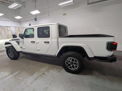 Bright White Clearcoat 2026 Jeep Gladiator Shadow Ops