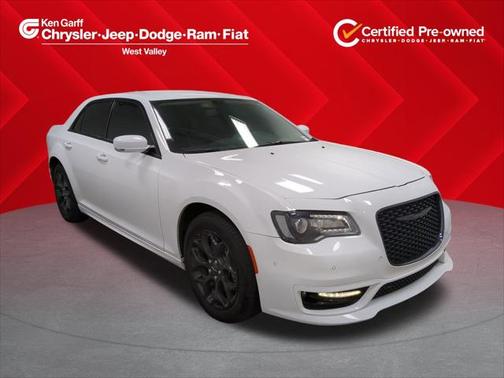 2022 Chrysler 300 Touring L AWD