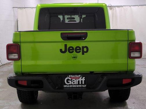 2025 Jeep Gladiator Sport