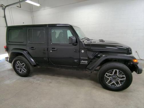 2024 Jeep Wrangler 4-Door Sahara 4x4