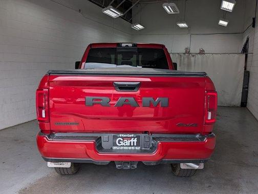 Molten Red Pearlcoat 2026 RAM 2500 Big Horn