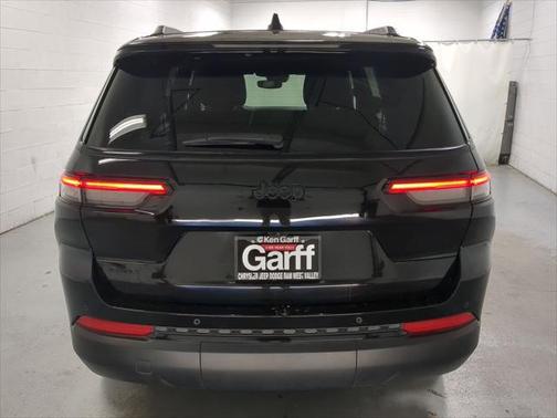 2024 Jeep Grand Cherokee L Laredo