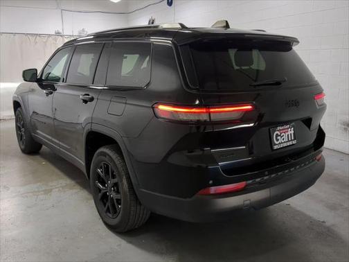 2024 Jeep Grand Cherokee L Laredo