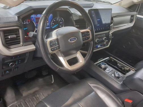 2022 Ford Expedition Max XLT