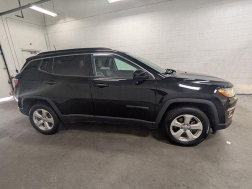 Diamond Black 2021 Jeep Compass Latitude