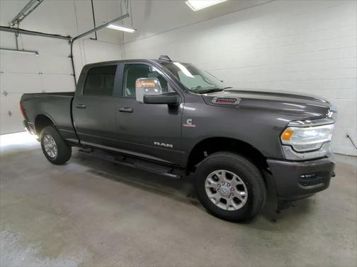 2024 RAM 2500 Laramie Crew Cab 4x4 64' Box