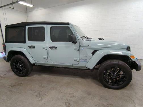 2024 Jeep Wrangler 4xe Sahara