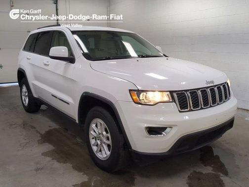 2019 Jeep Grand Cherokee Laredo E