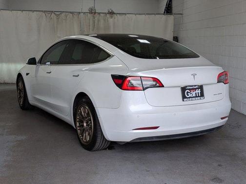 White 2019 Tesla Model 3 Performance