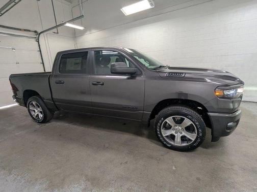 Granite Crystal Clearcoat Metallic 2026 RAM 1500 Express