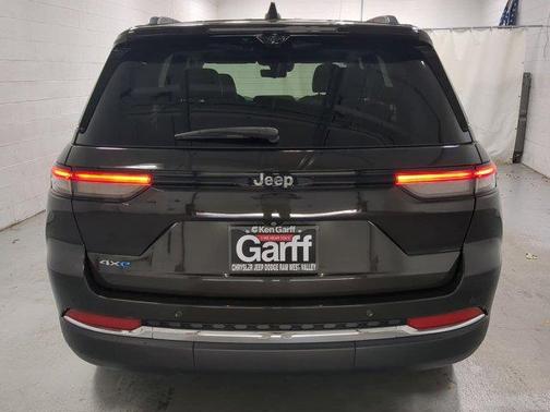 2023 Jeep Grand Cherokee 4xe Base