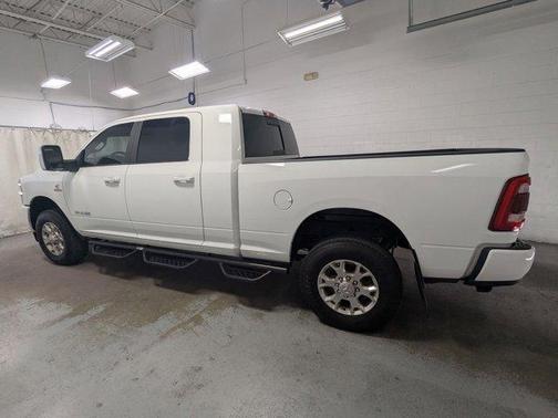 Bright White Clearcoat 2024 RAM 2500 Laramie