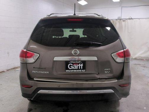 2014 Nissan Pathfinder SV