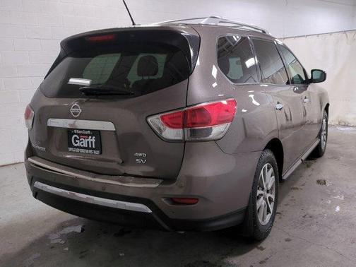 2014 Nissan Pathfinder SV