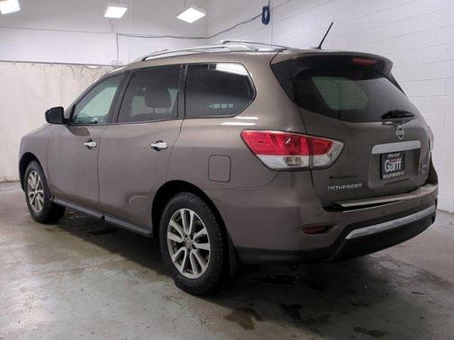2014 Nissan Pathfinder SV