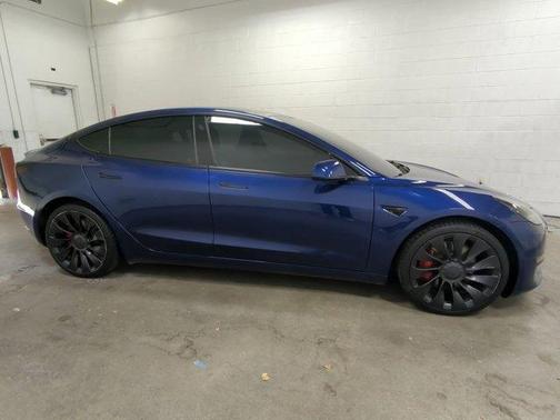 2023 Tesla Model 3 Performance