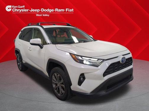 2022 Toyota RAV4 Hybrid XLE Premium