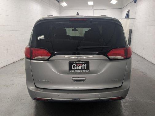 Billet Silver Metallic Clearcoat 2020 Chrysler Pacifica Limited