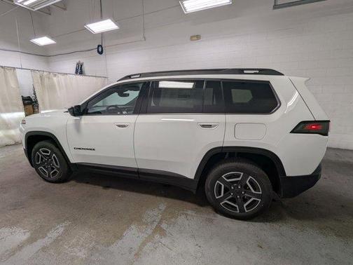 2026 Jeep Cherokee LAREDO/LIMITED
