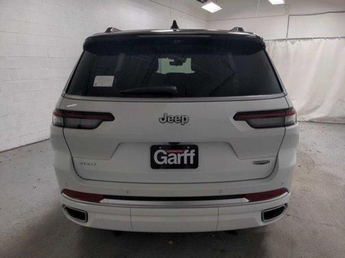Bright White Clearcoat 2024 Jeep Grand Cherokee L Summit