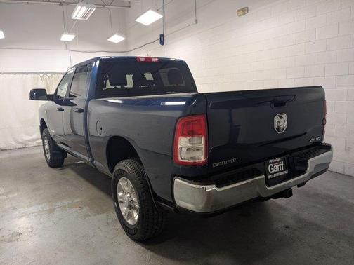 Patriot Blue Pearlcoat 2021 RAM 2500 Big Horn