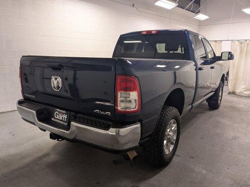 Patriot Blue Pearlcoat 2021 RAM 2500 Big Horn