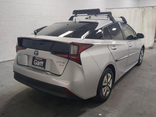 2021 Toyota Prius XLE