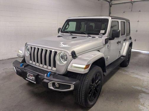 Silver Zynith Clearcoat 2023 Jeep Wrangler 4xe Sahara