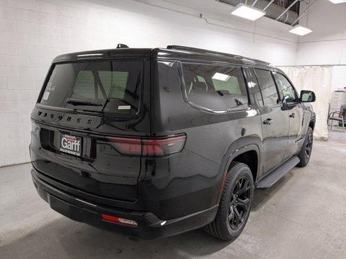 2025 Jeep Wagoneer L Series II
