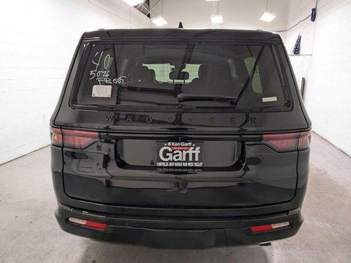 2025 Jeep Wagoneer L Series II