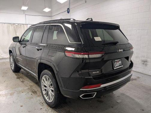 2025 Jeep Grand Cherokee Summit