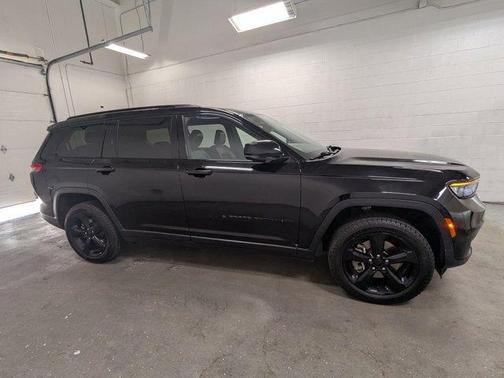 2023 Jeep Grand Cherokee L Laredo