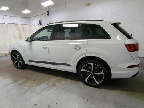 2019 Audi Q7 55 Prestige