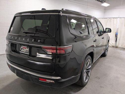 2025 Jeep Wagoneer Series III