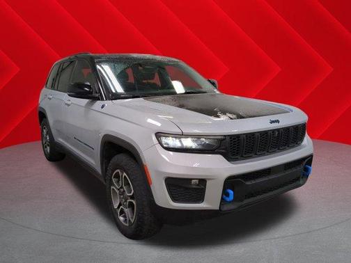 2022 Jeep Grand Cherokee 4xe Trailhawk