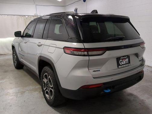 2022 Jeep Grand Cherokee 4xe Trailhawk