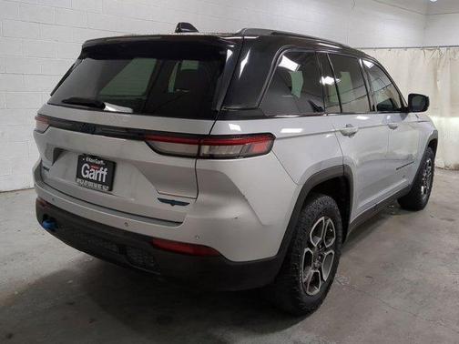 2022 Jeep Grand Cherokee 4xe Trailhawk