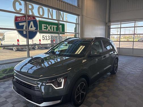 2025 Kia Niro EX
