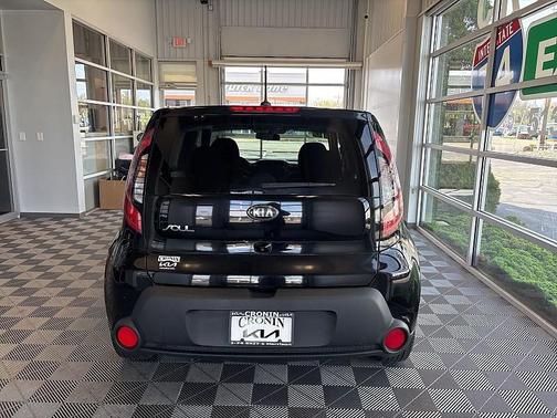 2016 Kia Soul Base