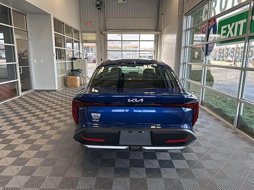 2025 Kia K4 EX