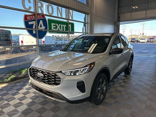 2025 Ford Escape ST-Line
