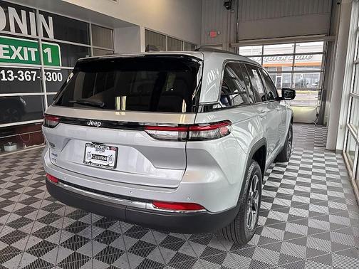 2024 Jeep Grand Cherokee 4xe Base