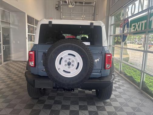 2025 Ford Bronco Heritage Edition