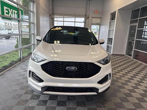 2022 Ford Edge ST Line