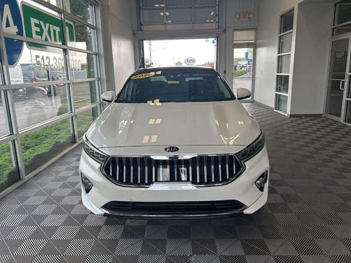 2020 Kia Cadenza Technology