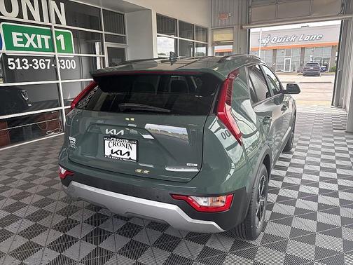 2025 Kia Niro EX