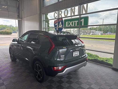 2025 Kia Niro EX