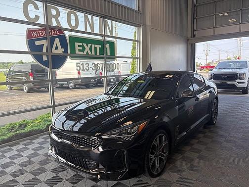 2020 Kia Stinger GT1