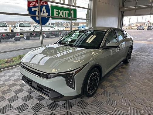 2025 Kia K4 EX