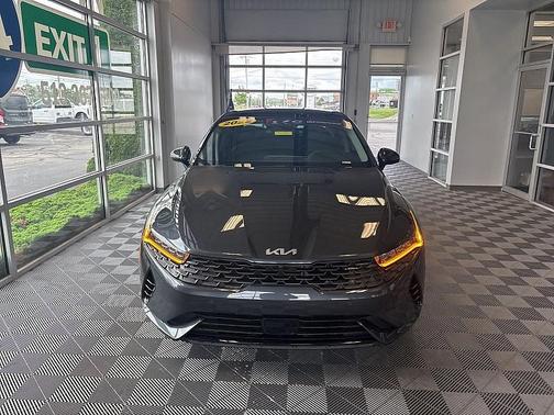 2022 Kia K5 EX
